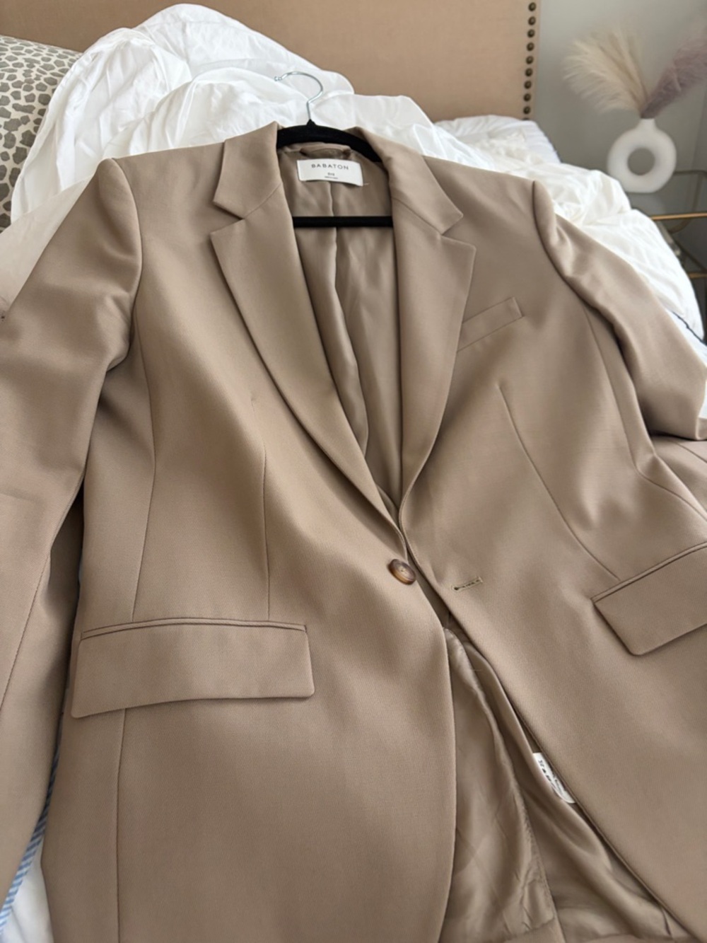 Babaton Taupe Single-Button Tailored Blazer